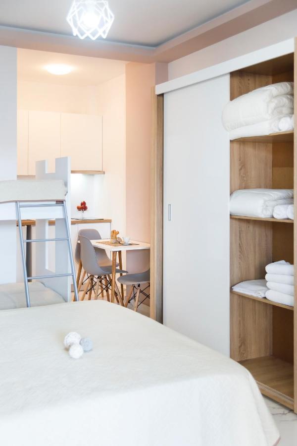 Apartament Nikogroup Plaza Polychrono Zewnętrze zdjęcie