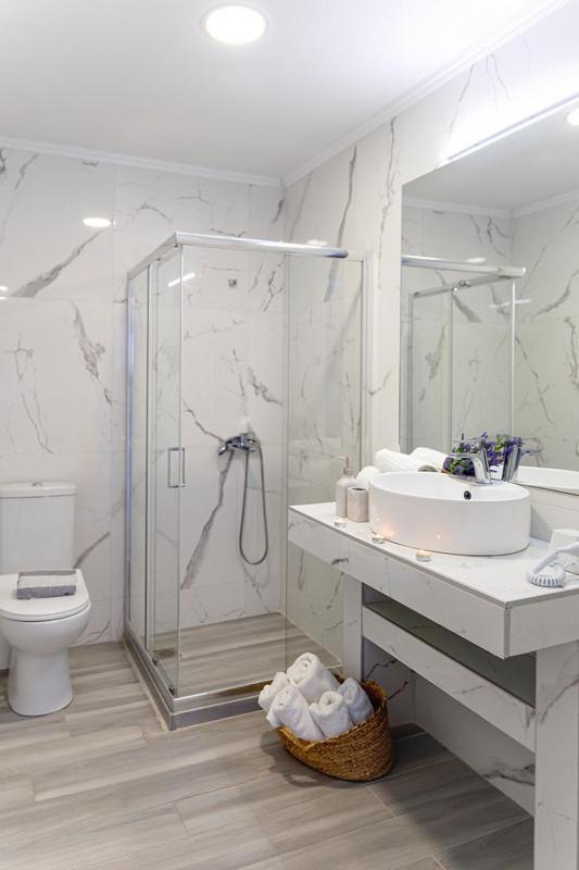 Apartament Nikogroup Plaza Polychrono Zewnętrze zdjęcie