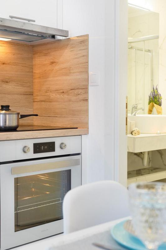 Apartament Nikogroup Plaza Polychrono Zewnętrze zdjęcie